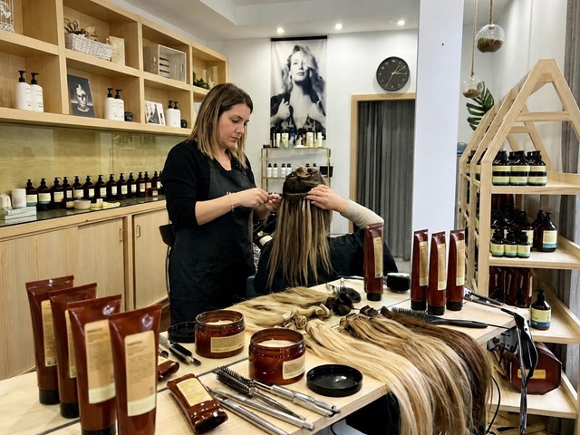 Colocación de todo tipo de extensiones de cabello en Ferrol